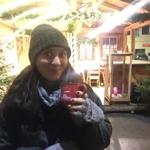 Meet your Posher, Lauren